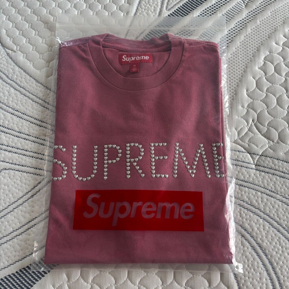 NIP Supreme Hearts Studded S/S Top Dusty Rose Medium FW26 Box Logo Sticker